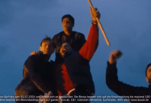 Tipico release fast-paced slot advert 4 men hold a flagpole up