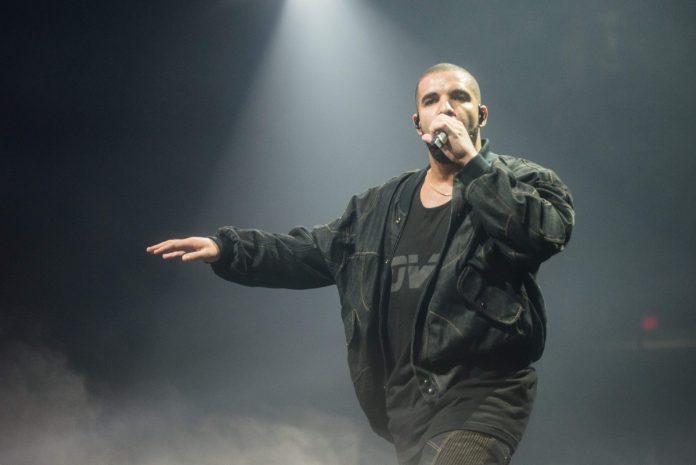 Is the glorification of Drake’s US Open $300,000 Stake bet a worrying gambling trend? -min-(1)